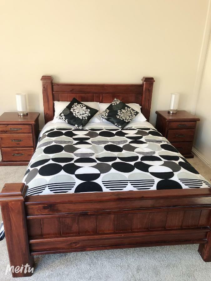 Holiday home Hanrahan Holiday